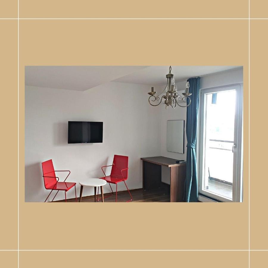 Pristina Newborn Rooms Esterno foto